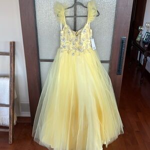 Mac Duggal 68162 yellow corset back ball gown size 12 NEW $798